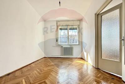 Apartament cu 3 camere decomandat în Andrei Mureșanu - 16