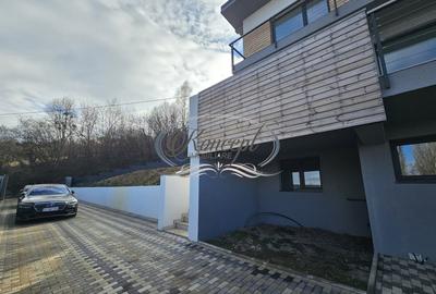 Duplex cu 6 camere cu Garaj în Feleacu - 3