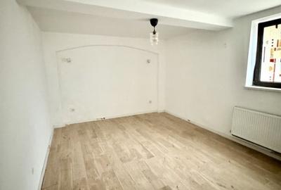 Vanzare demisol inalt Dacia -Alecu Russo - 2