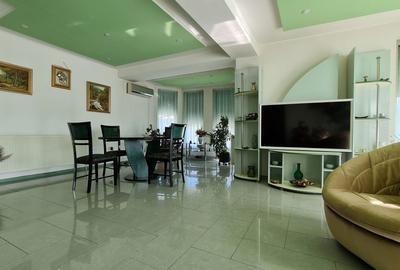 Casă cu 4 camere în Central - 6