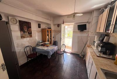 Apartament etajul 1, 3 camere, 64 mp, zona Sarari - 4