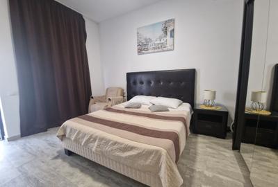 Mamaia Sat - Garsoniera mobilata-utilata,  etaj 1, bloc stradal la Blvd Mamaia - 5