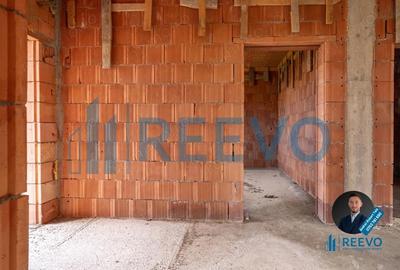 Casă cu Teren 1051 Mp în Central - 5