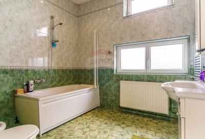 Casă individuală cu 8 camere cu Garaj în Gheorgheni - 11