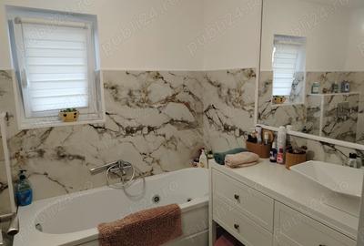 Casă cu 4 camere cu Teren 471 Mp în Central - 2