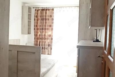 Apartament cu 2 camere decomandat în Micro 14 - 4