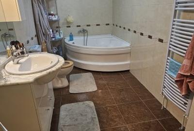 Duplex cu 6 camere cu Canalizare în Săcălaz - 13