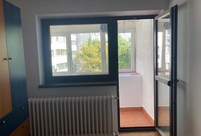 Proprietar, et. 3 din 3, bloc 1979, bl. decomandat, zona Kiseleff Clucerului - 9