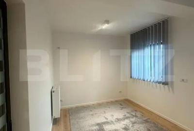 Casă cu 5 camere cu Teren 1600 Mp în Central - 7