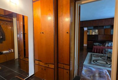 Apartament cu 3 camere semidecomandat în Alexandru Obregia - 3