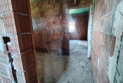 Casă cu 6 camere cu Teren 1025 Mp în Ciușlea - 9