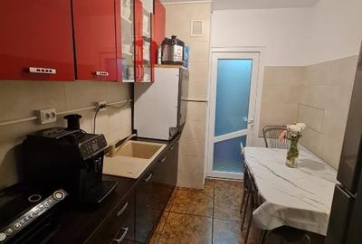 Vând Apartament 3 camere Râul Doamnei - 12
