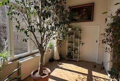 Apartament cu 4 camere în Ultracentral - 1