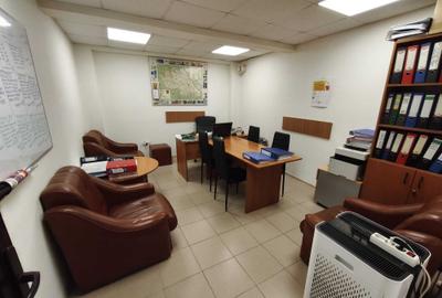 Spațiu comercial, de 60 mp, în Central