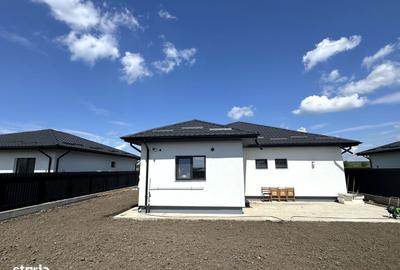 Casă cu 4 camere în Dancu - 9