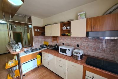 Apartament cu 3 camere decomandat, mobilat în Central - 11
