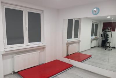 Proprietar-Metrou Pta Victoriei Dr.Felix-Titulescu,C.T,apartament 3cam - 3