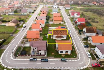 Casă cu 4 camere cu Teren 300 Mp în Sântandrei - 1