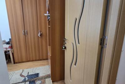 Apartament cu 3 camere semidecomandat în Faleză - 12