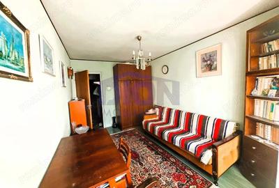 Apartament cu 2 camere decomandat în Baba Novac