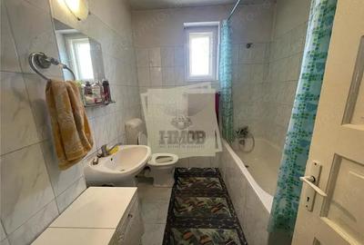 Casă cu 6 camere cu Teren 994 Mp în Calea Dumbrăvii - 4