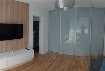Apartament cu 2 camere decomandat în Tomis II - 4
