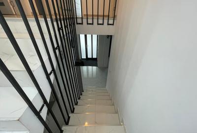 Casă individuală cu 4 camere cu Canalizare în Rediu - 2