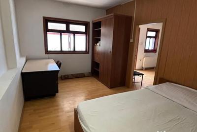 Apartament cu 3 camere decomandat în Central - 4