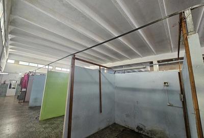 Spațiu comercial, de 543 mp, în Central - 3