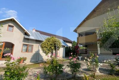 Casă cu 7 camere cu Teren 1000 Mp în Dragomirești - 1