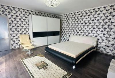 Casă cu 8 camere cu Canalizare în Lunei - 15