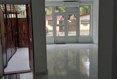 Casă cu 4 camere în Progresul - 8