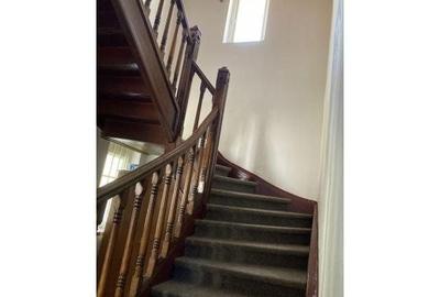 Casă cu 10 camere cu Teren 1200 Mp în Central - 4
