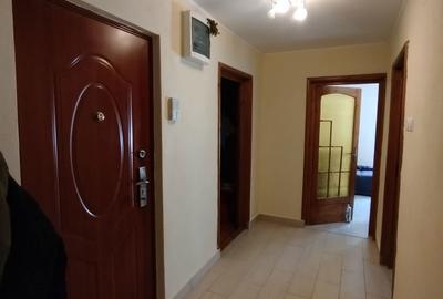 Apartament cu 3 camere decomandat în Carpați 2 - 1