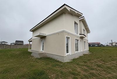 Duplex cu 4 camere cu Canalizare în Moșnița Nouă - 2