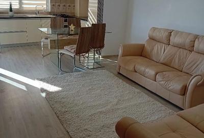 Apartament cu 3 camere decomandat în Central - 3