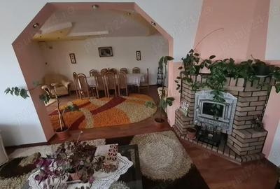 Casă cu 6 camere în Vadu Moldovei - 3