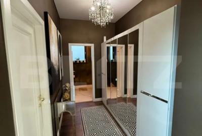 Casă cu 4 camere cu Teren 720 Mp în Central - 3