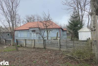 Casă cu 5 camere cu Teren 2000 Mp în Rădăuți-Prut - 7