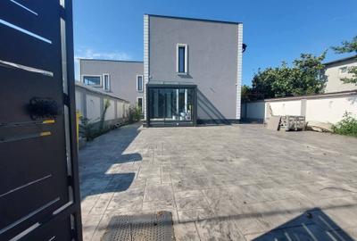 Casă individuală cu 6 camere cu Canalizare în Est - 3