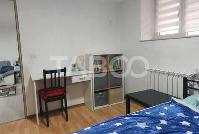 Apartament cu 3 camere decomandat, mobilat în Central - 12