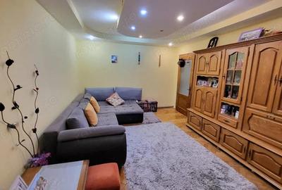 Vanzare apartament 3 camere - Bld. Constantin Brancu?i - zona Pie?ei Centrale - 2