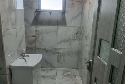 Apartament cu 3 camere semidecomandat în Tomis Nord - 5