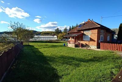 Casa cu teren, aproape de centrul balneo-termal Vata Bai - 3