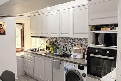 Apartament cu 4 camere decomandat în Central - 3