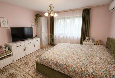 Apartament cu 2 camere decomandat în Timpuri Noi
