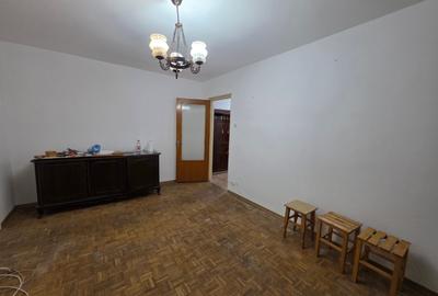 Apartament cu 4 camere semidecomandat în Berceni - 7