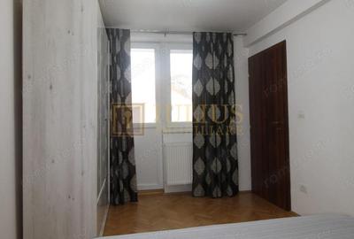 Apartament cu 2 camere semidecomandat, mobilat în Central