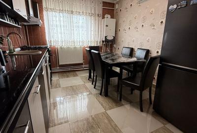 Apartament cu 3 camere în Central - 2