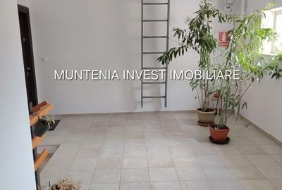 Apartament cu 3 camere decomandat în Central - 3